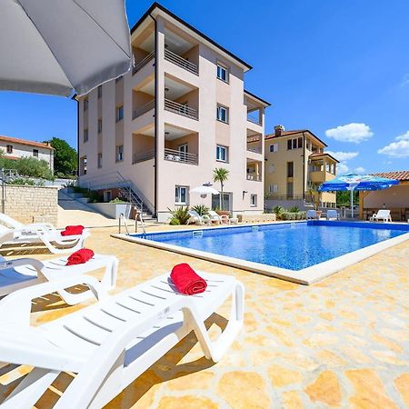 Stancija Amorozo 5 - Apartment N. 7 بوريتش المظهر الخارجي الصورة