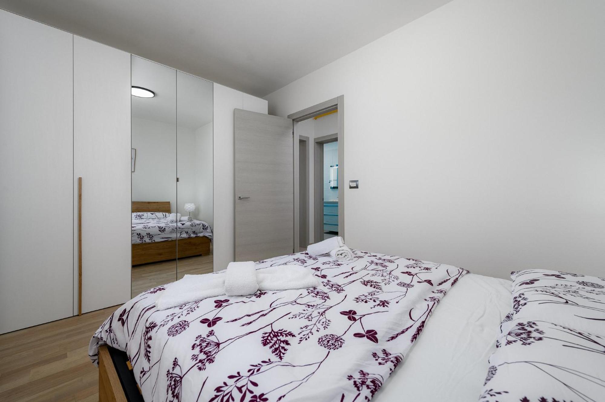 Stancija Amorozo 5 - Apartment N. 7 بوريتش المظهر الخارجي الصورة