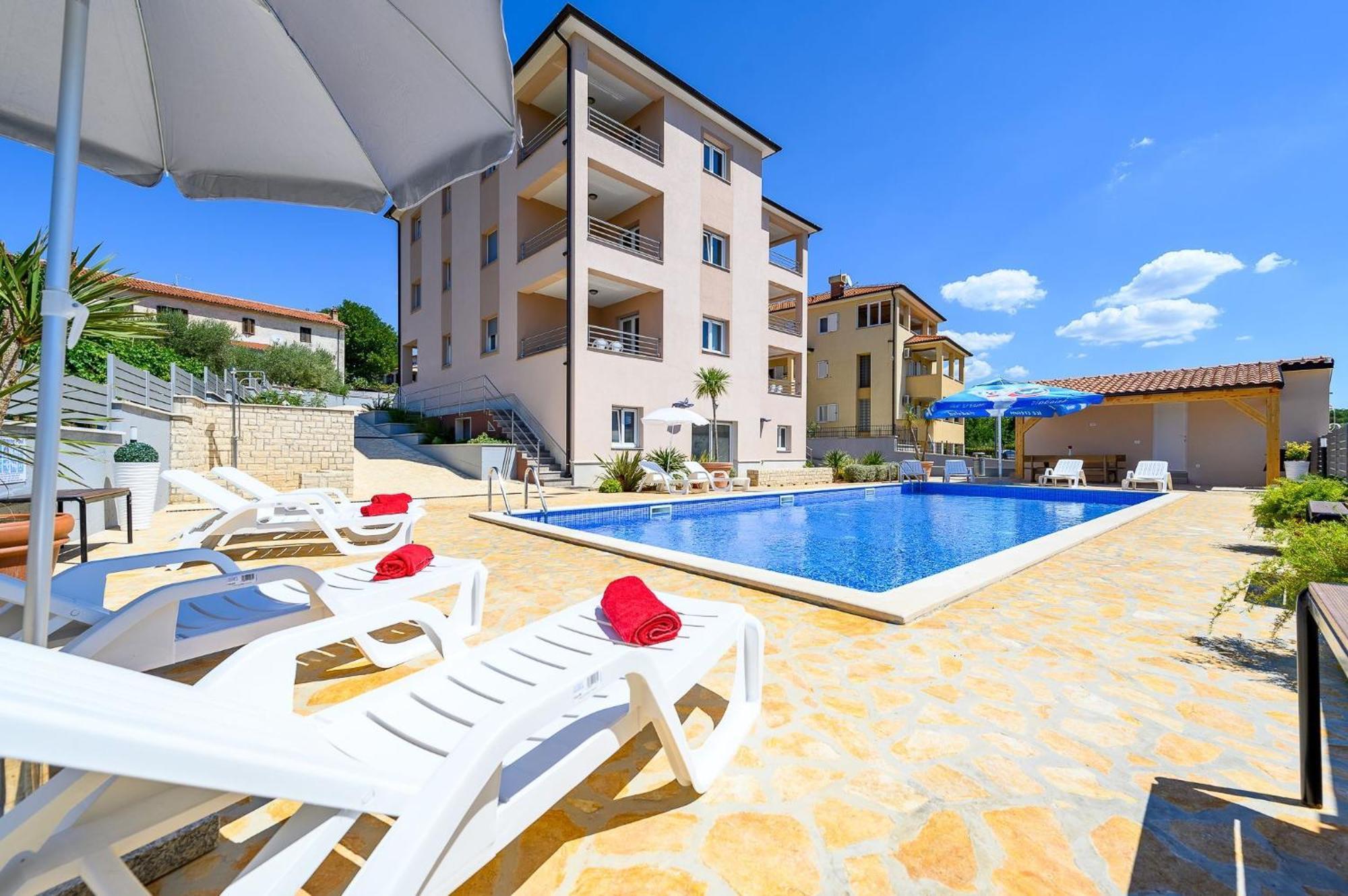 Stancija Amorozo 5 - Apartment N. 7 بوريتش المظهر الخارجي الصورة